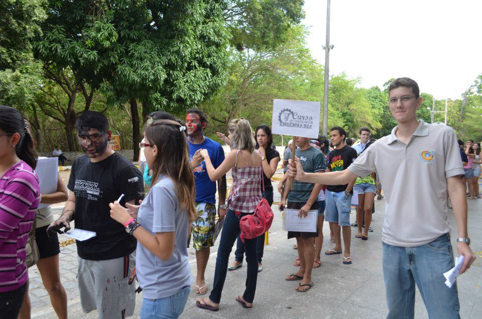 312422_428466363889174_37935704_n